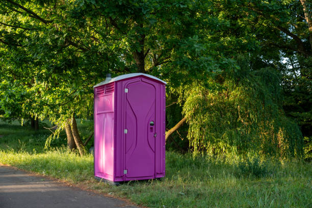 Porta potty delivery and setup in Greenfield, IA